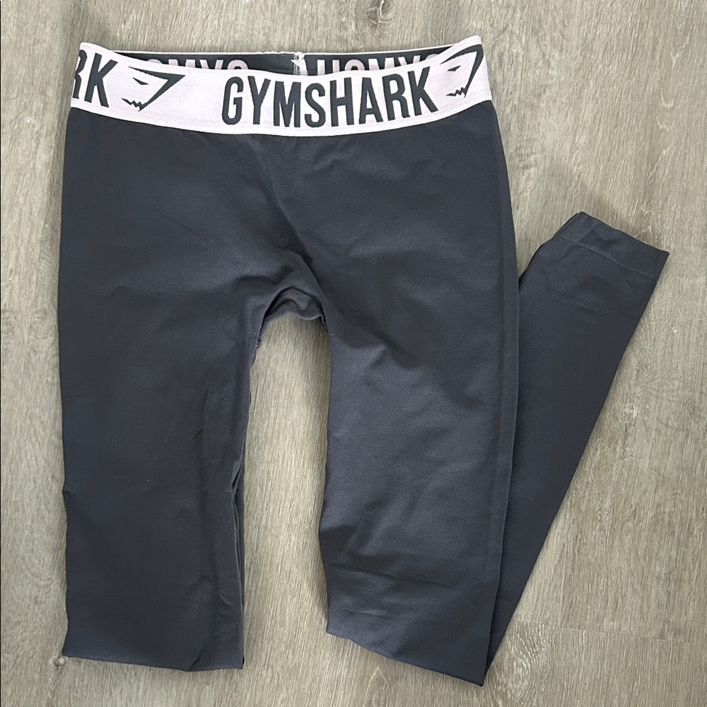 Gymshark charcoal/light pink leggings